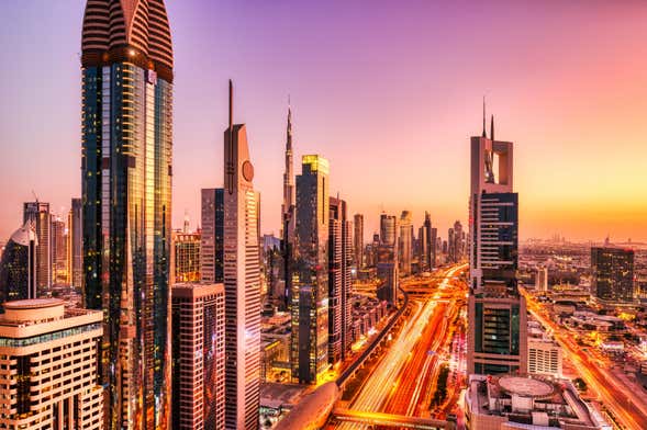 Entrada al Burj Khalifa al amanecer