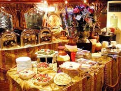 Buffet durante el paseo en barco